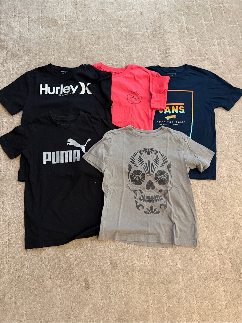 Vans, Hurley,O’Neill, Puma & Old Navy boys Tees small